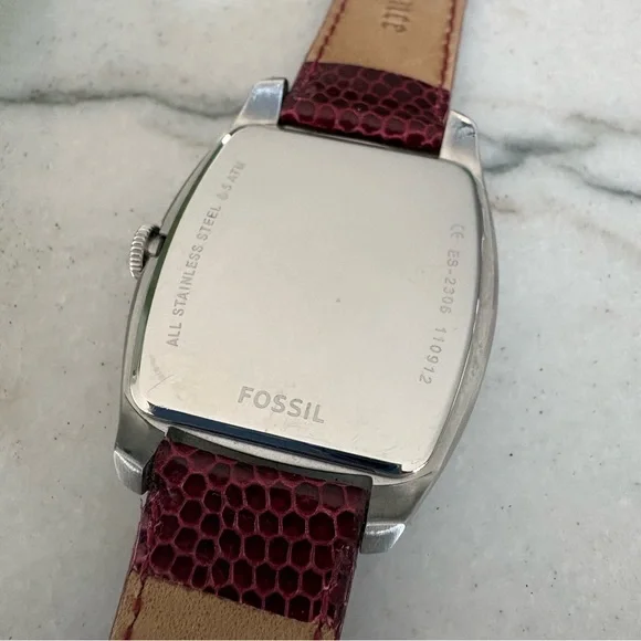 Fossil Silver Watch with Pink Rose Design - Picture 4 of 6